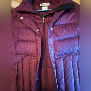 Women’s Columbia jacket. Worn once. Size Medium